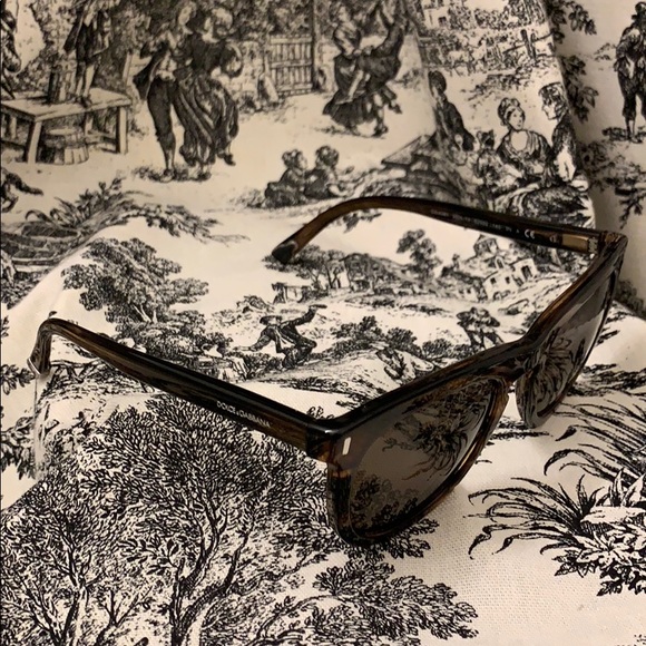 Dolce & Gabbana Sunglasses - Picture 5 of 8